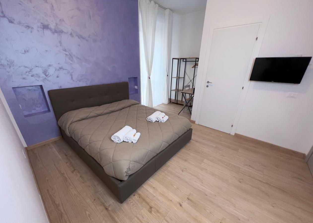 Butterfly B&B Livorno Bagian luar foto