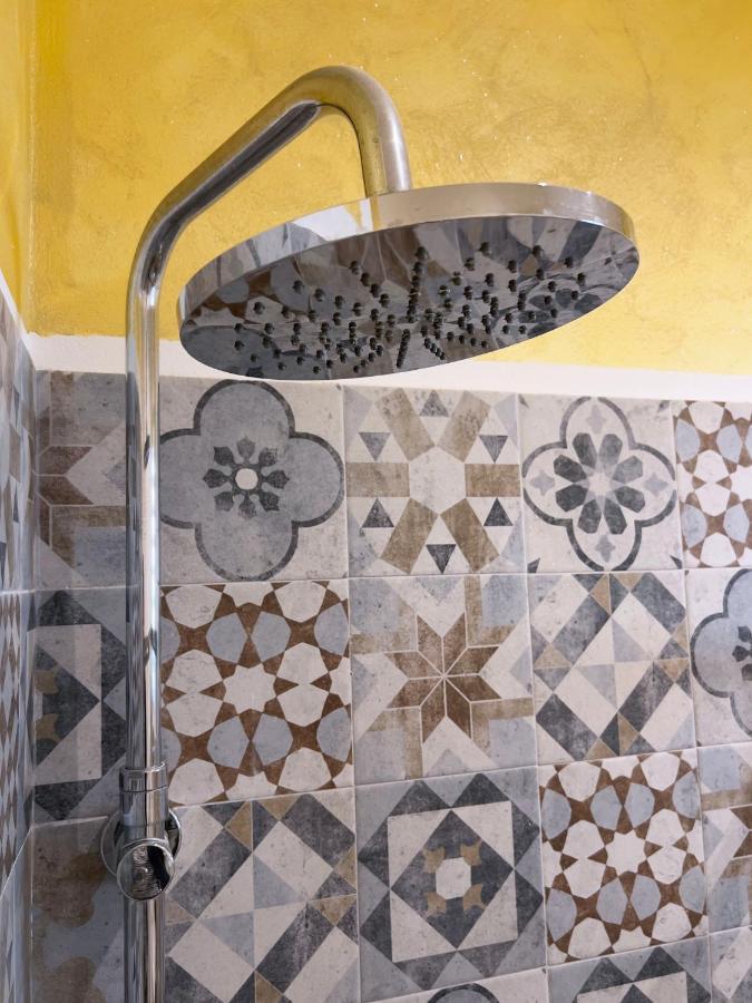 Butterfly B&B Livorno Bagian luar foto